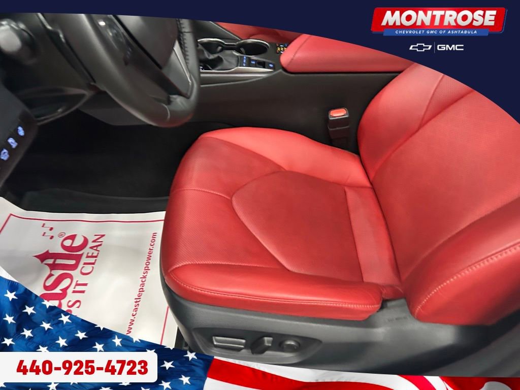 Used 2024 Toyota Camry XSE w/ Navigation Package image 19