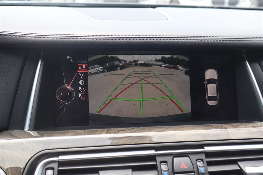 Used 2014 BMW 750Li RWD image 25