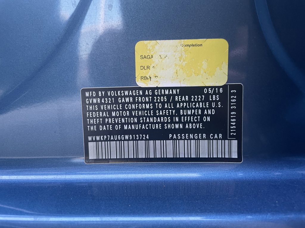 Used 2016 Volkswagen e-Golf SE w/ DC Fast Charging Package image 39