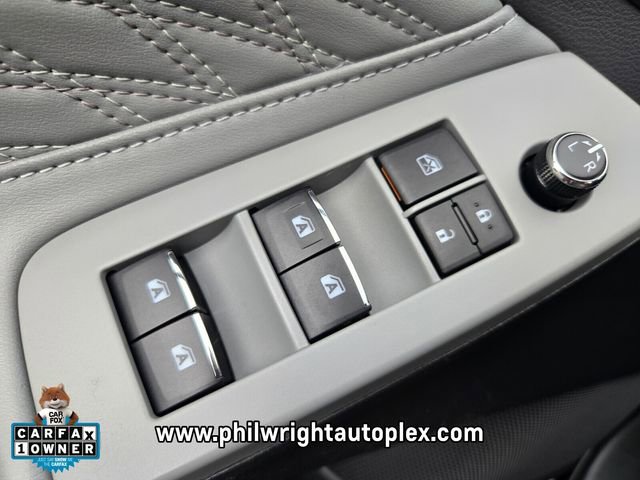 Used 2019 Toyota Avalon Limited image 32