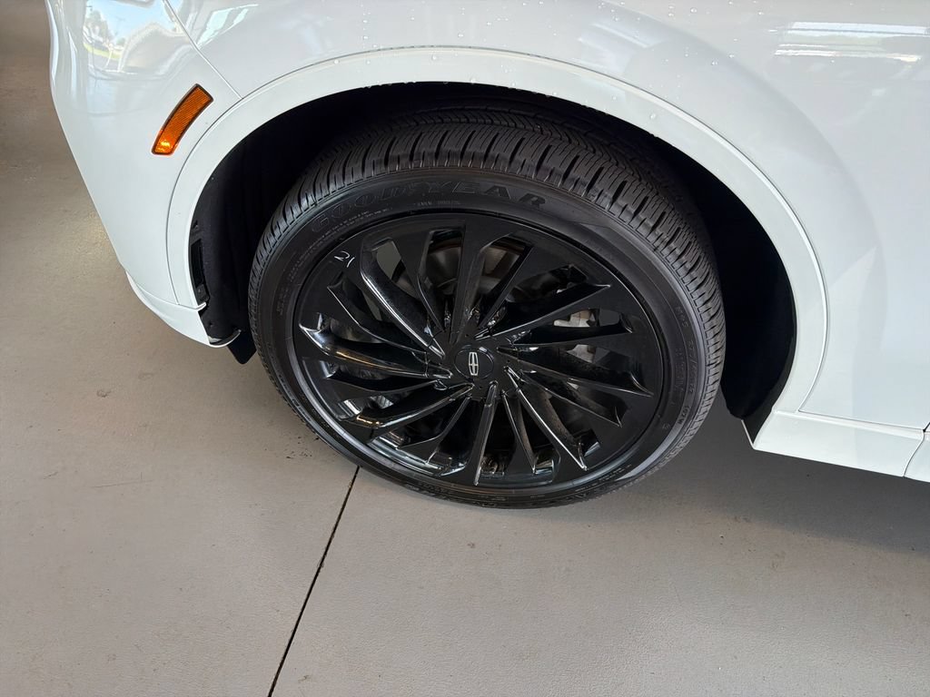 New 2026 Lincoln Aviator Reserve AWD/4WD image 10