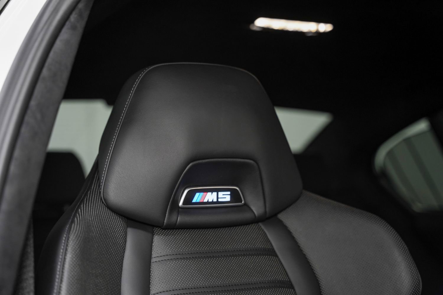 Used 2020 BMW M5 w/ Executive Package image 32