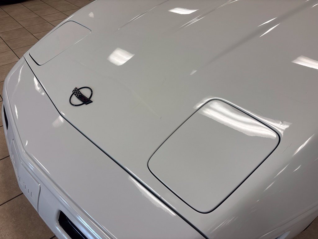 Used 1994 Chevrolet Corvette Convertible RWD image 19