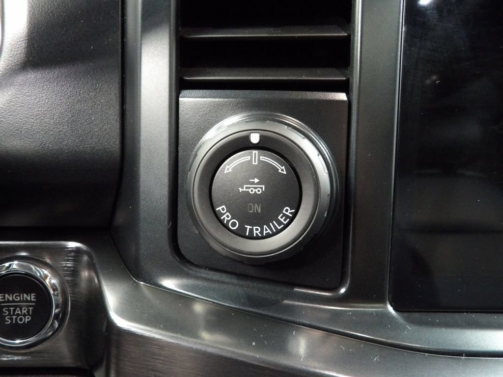 Used 2024 Ford F350 Lariat w/ Lariat Ultimate Package AWD/4WD image 55