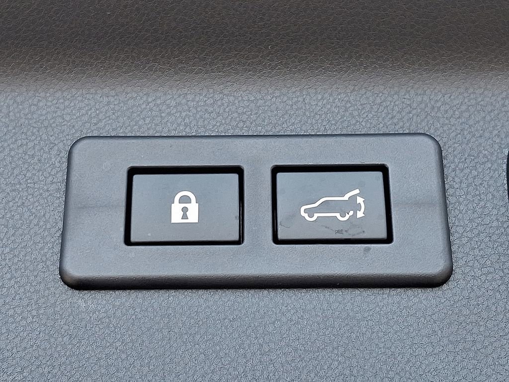 Certified 2025 Subaru Forester Sport image 29