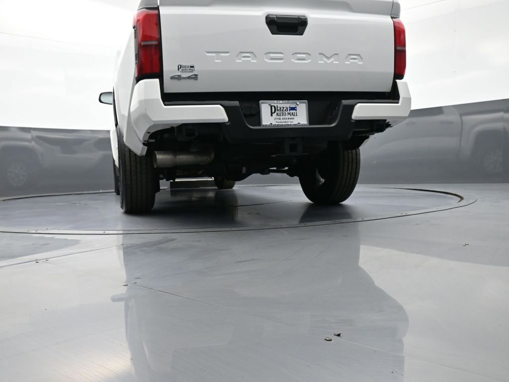 Certified 2024 Toyota Tacoma SR5 image 31