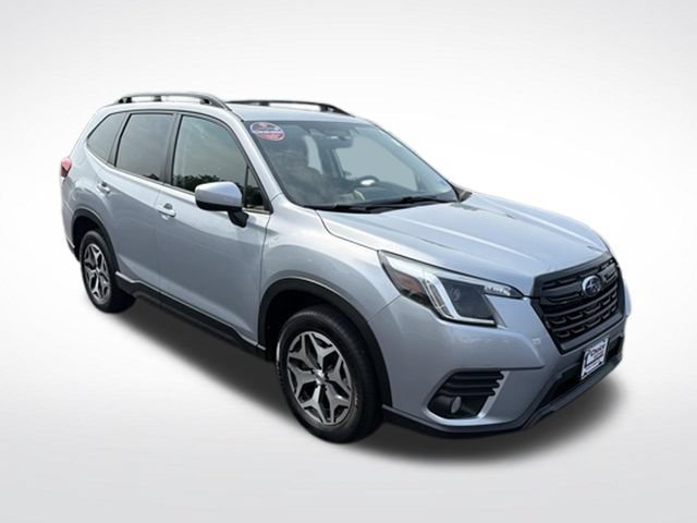 Used 2023 Subaru Forester Premium AWD/4WD image 7