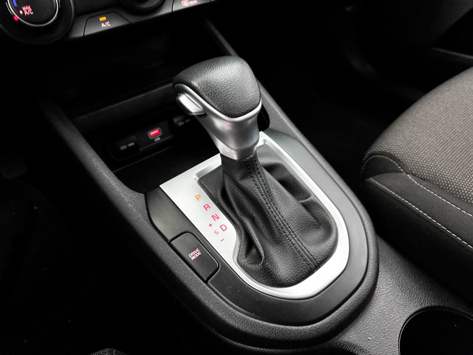 Certified 2022 Kia Forte Sedan FWD image 24