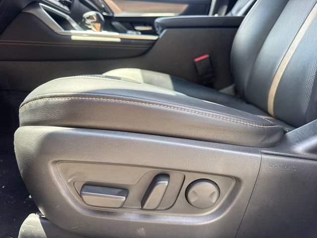 Used 2025 MAZDA CX-90 Plug-In Hybrid w/ Premium Plus AWD/4WD image 15