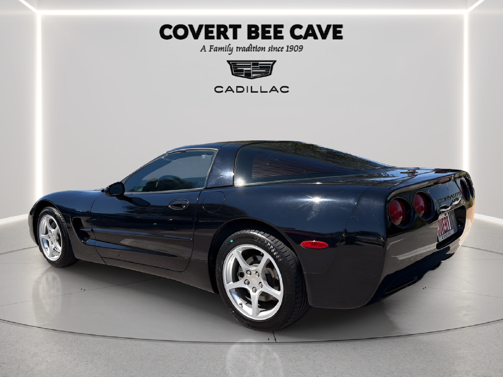 Used 2000 Chevrolet Corvette Coupe w/ Roof Pkg RWD image 6