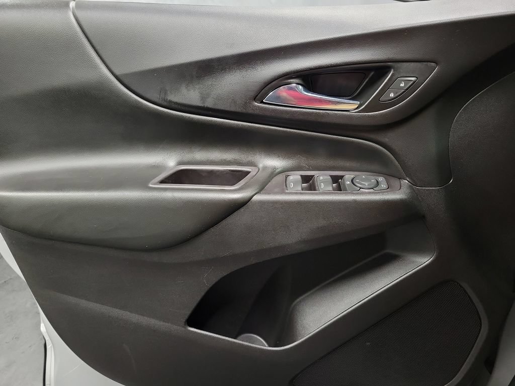 Used 2022 Chevrolet Equinox LT FWD image 24