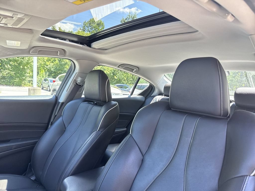 Used 2019 Acura ILX FWD image 16
