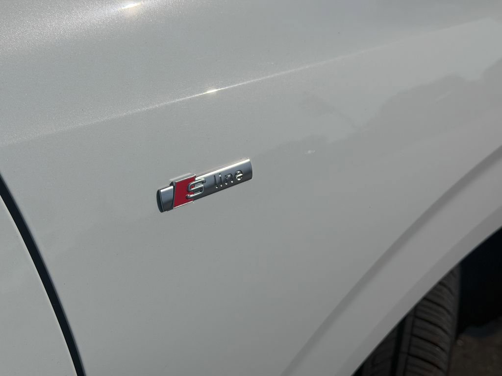 New 2026 Audi Q3 quattro 2.0T AWD/4WD image 7