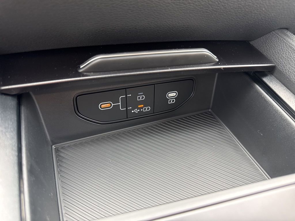 New 2026 Kia Sportage S image 4