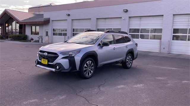 Used 2024 Subaru Outback Limited image 5