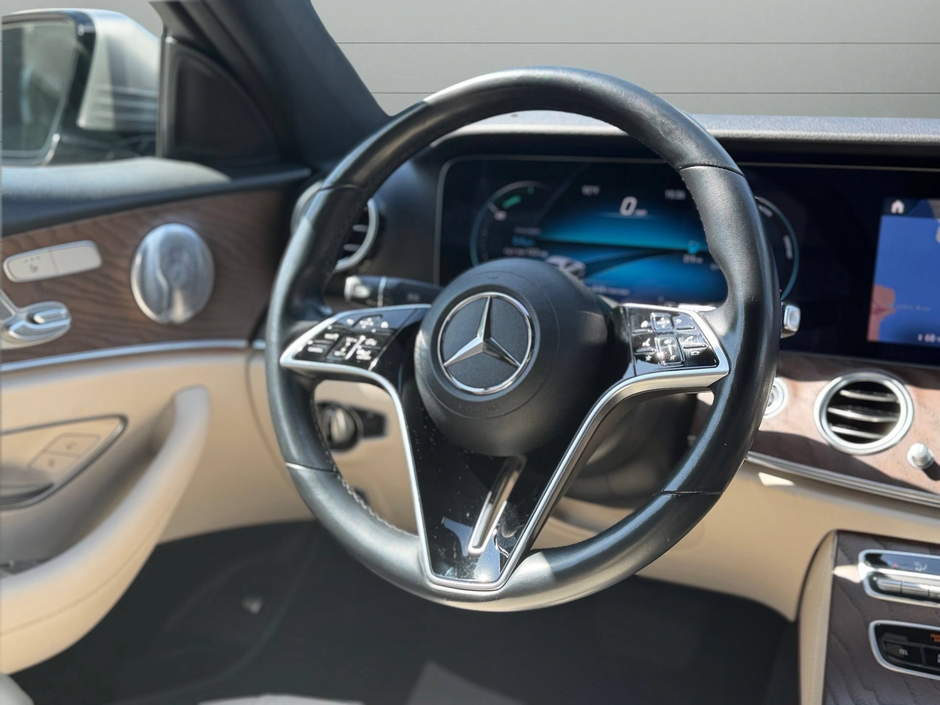 Used 2021 Mercedes-Benz E 350 Sedan image 27