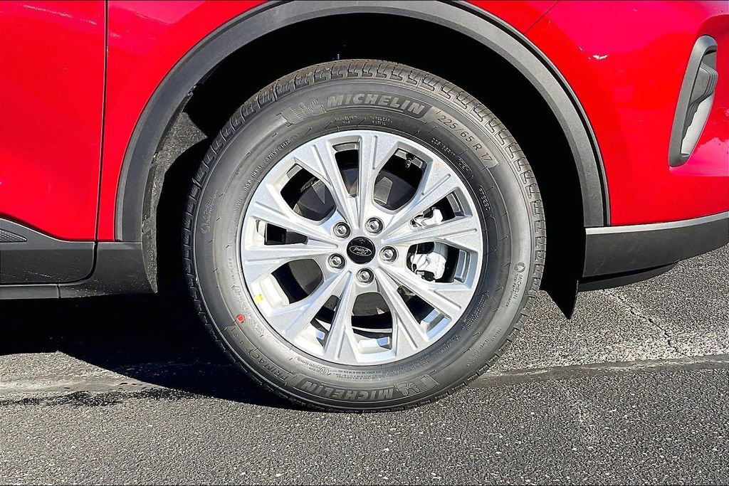 New 2026 Ford Escape Active image 12