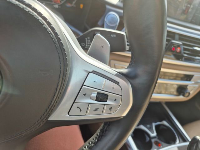 Used 2022 BMW 750i xDrive w/ Executive Package image 27