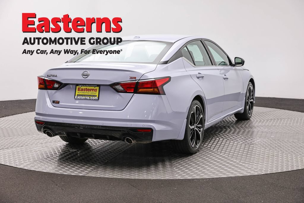 Used 2025 Nissan Altima 2.5 SR w/ SR Premium Package FWD image 5
