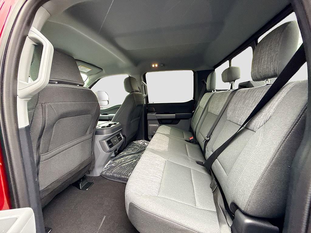 New 2026 Ford F350 XLT w/ XLT Premium Package AWD/4WD image 22