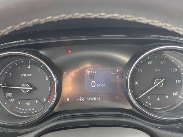 Used 2023 Buick Encore GX Select w/ Experience Buick Package FWD image 31
