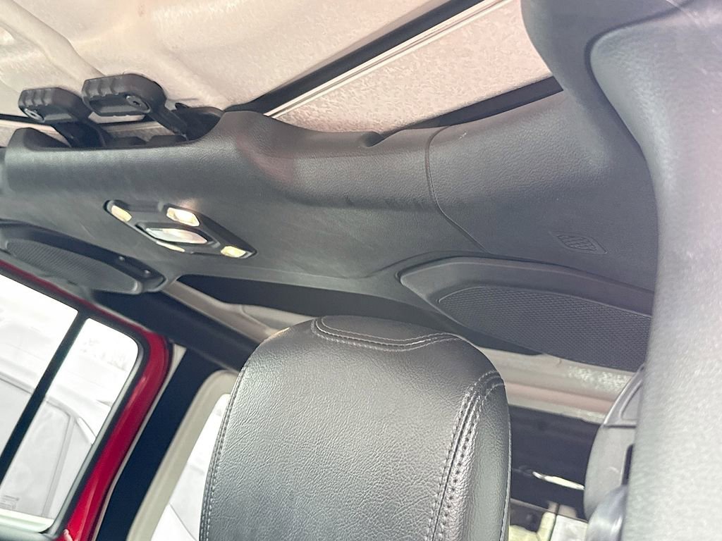 Used 2022 Jeep Wrangler Unlimited Sahara image 20