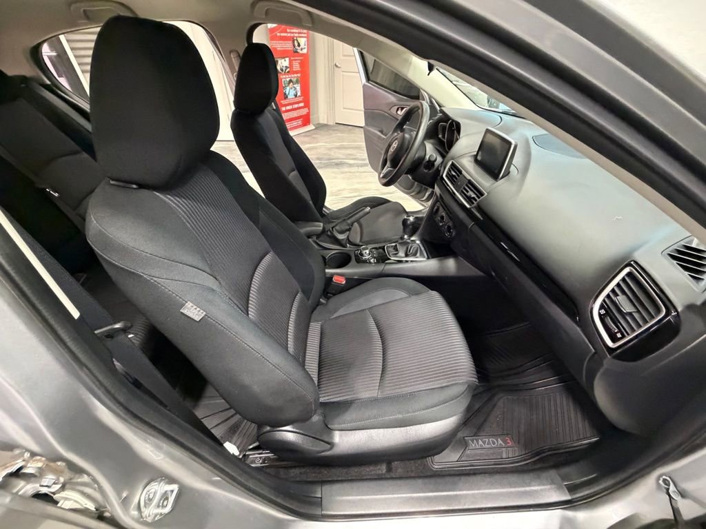 Used 2016 MAZDA MAZDA3 i Sport w/ Preferred Equipment Package image 36