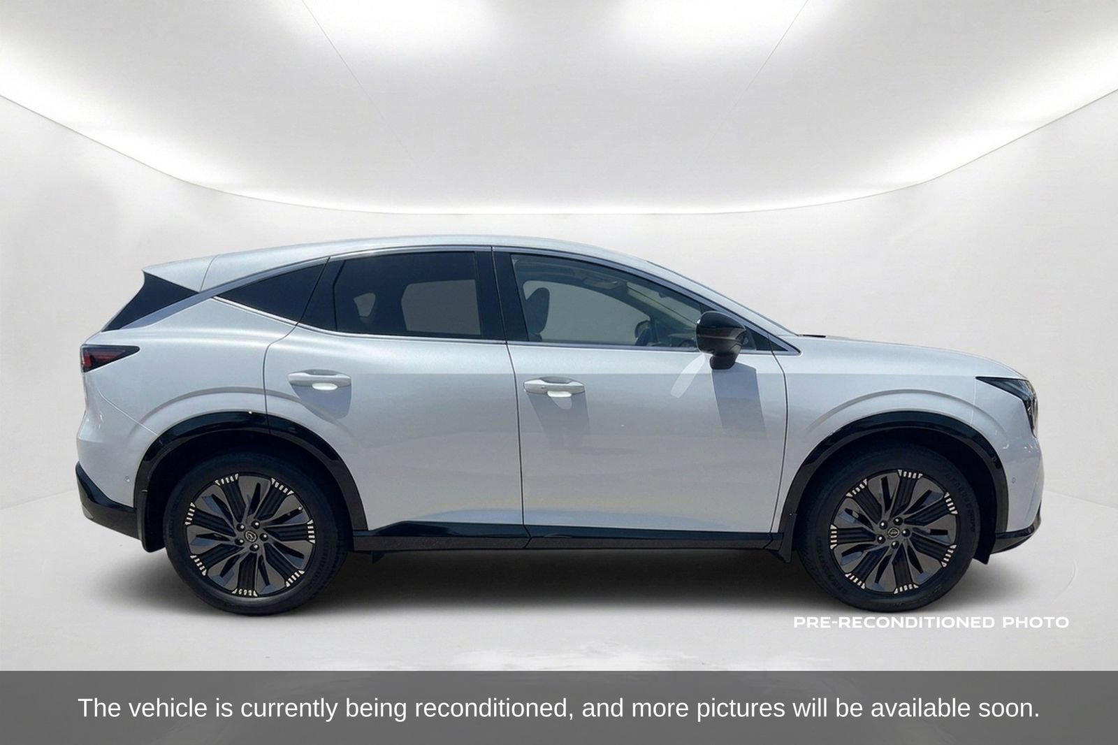 Used 2025 Nissan Murano Platinum w/ Cargo Package AWD/4WD image 4