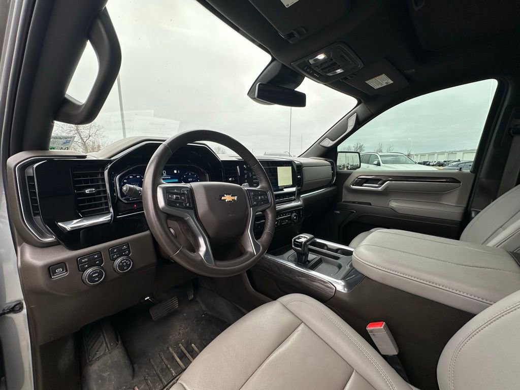 Used 2023 Chevrolet Silverado 1500 LTZ w/ LTZ Convenience Package II image 14