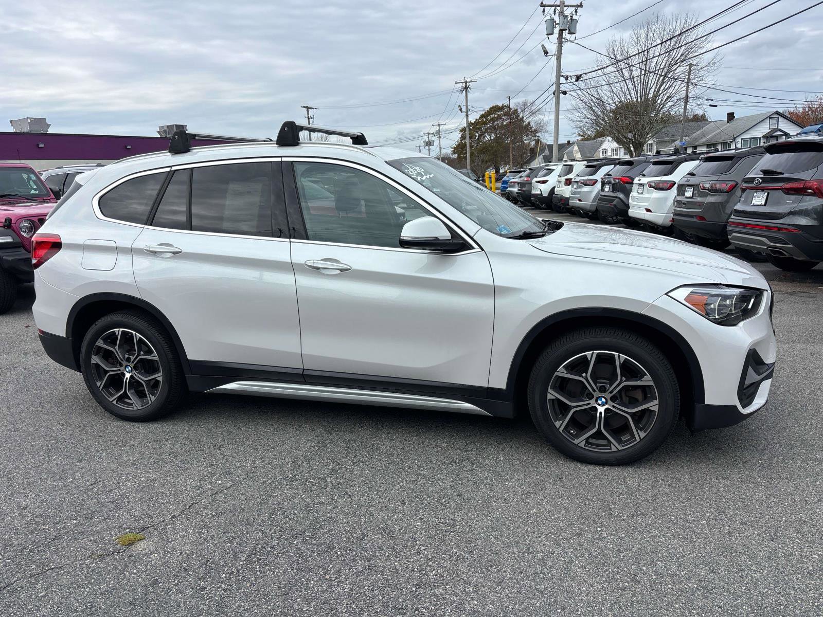 Used 2020 BMW X1 xDrive28i w/ Premium Package image 2