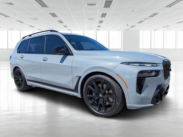 New 2026 BMW X7 M60i