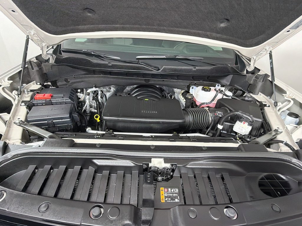 Used 2026 Chevrolet Silverado 1500 ZR2 w/ LPO, Dark Essentials Package AWD/4WD image 32
