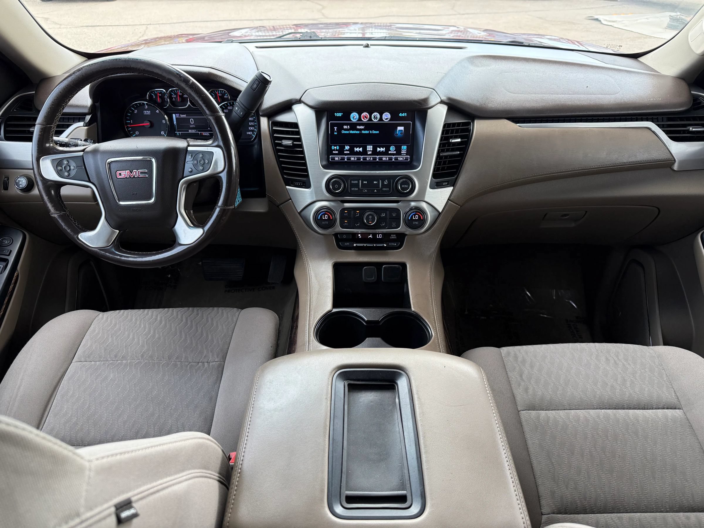 Used 2018 GMC Yukon SLE w/ SLE Value Package RWD image 17