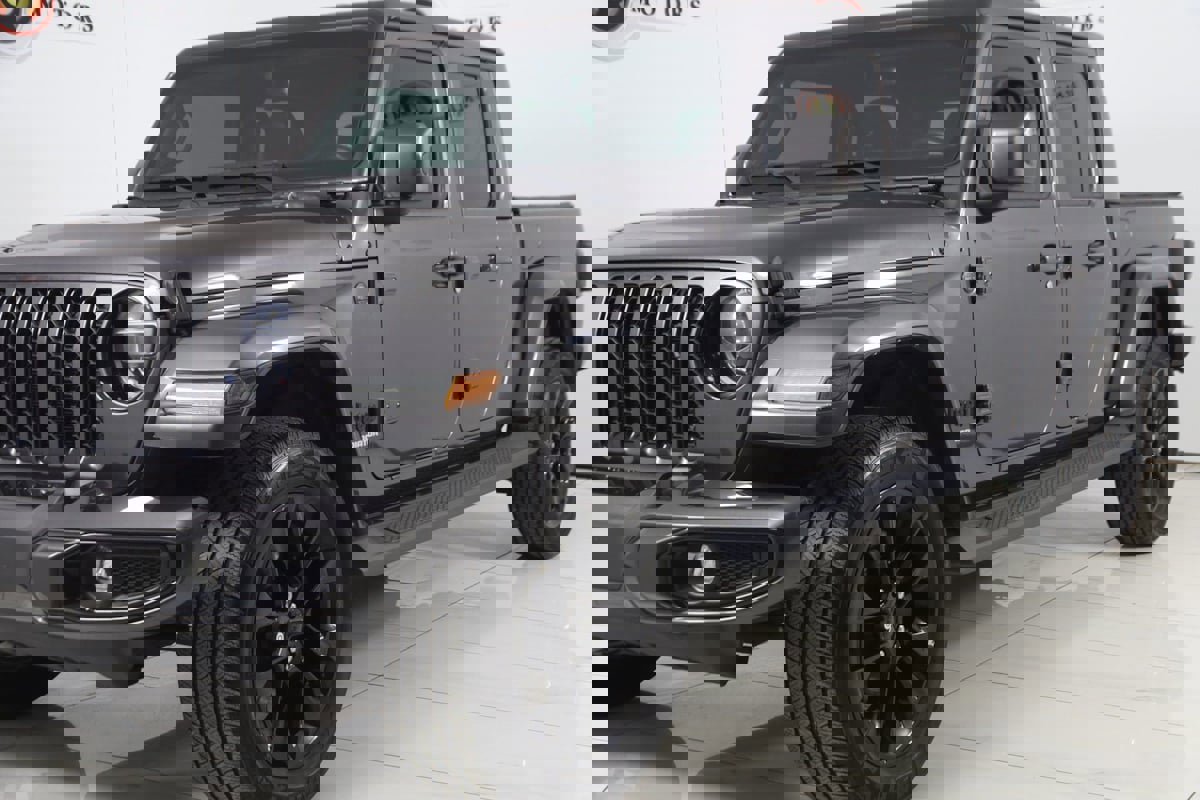 Used 2021 Jeep Gladiator Overland image 49