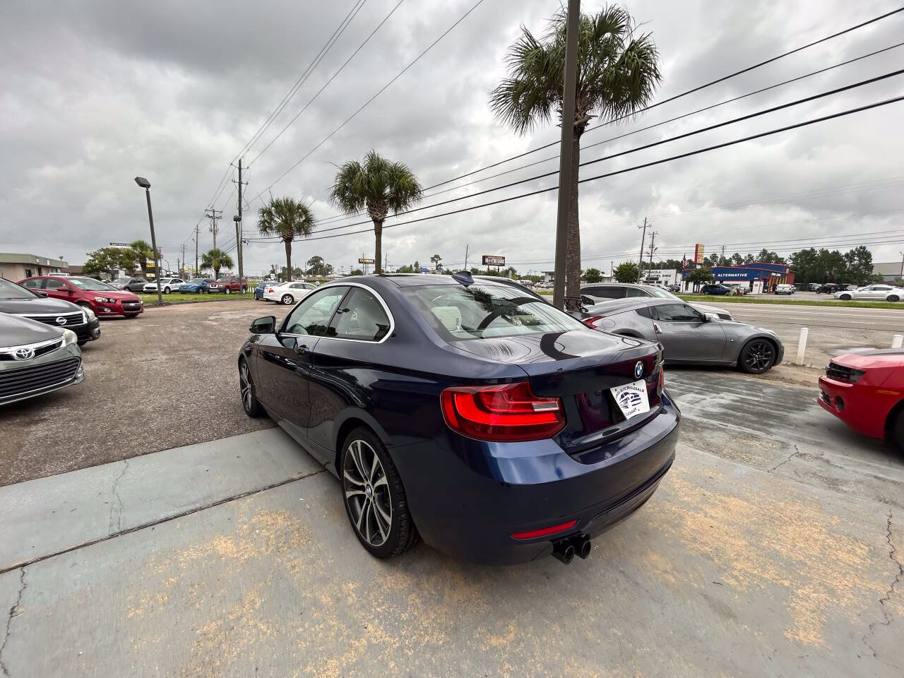 Used 2017 BMW 230i Coupe RWD image 3