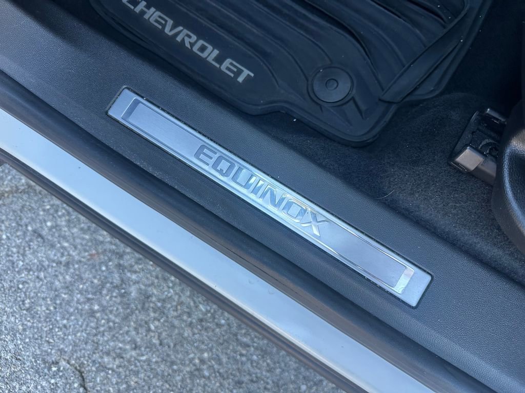 Used 2018 Chevrolet Equinox Premier image 56