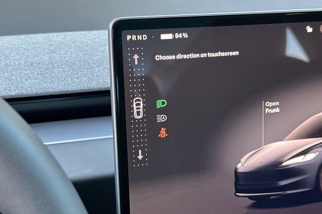 Used 2025 Tesla Model 3 image 19