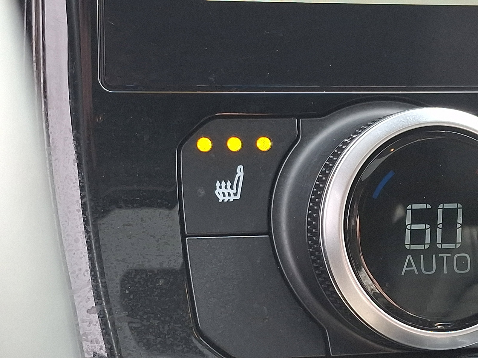 Used 2023 Toyota Highlander XLE image 24