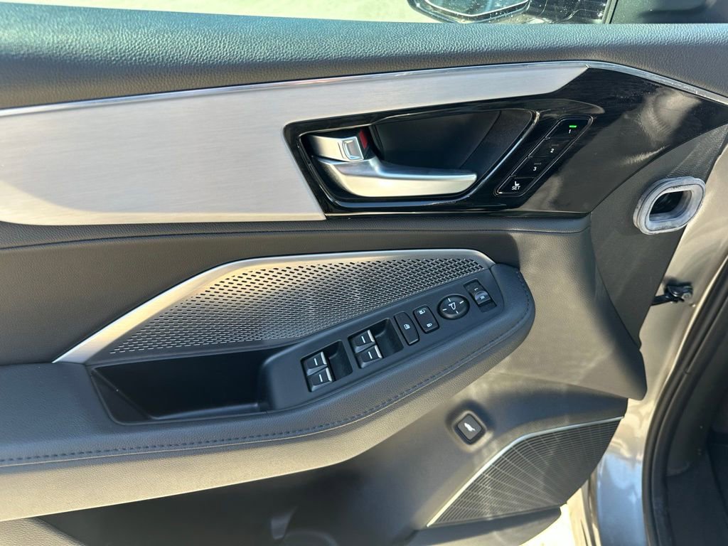 Used 2024 Acura MDX FWD image 23