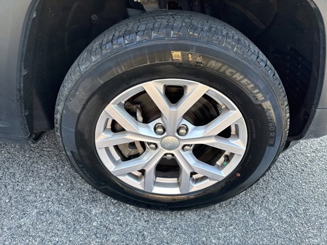 Used 2022 Jeep Grand Cherokee L Limited image 12