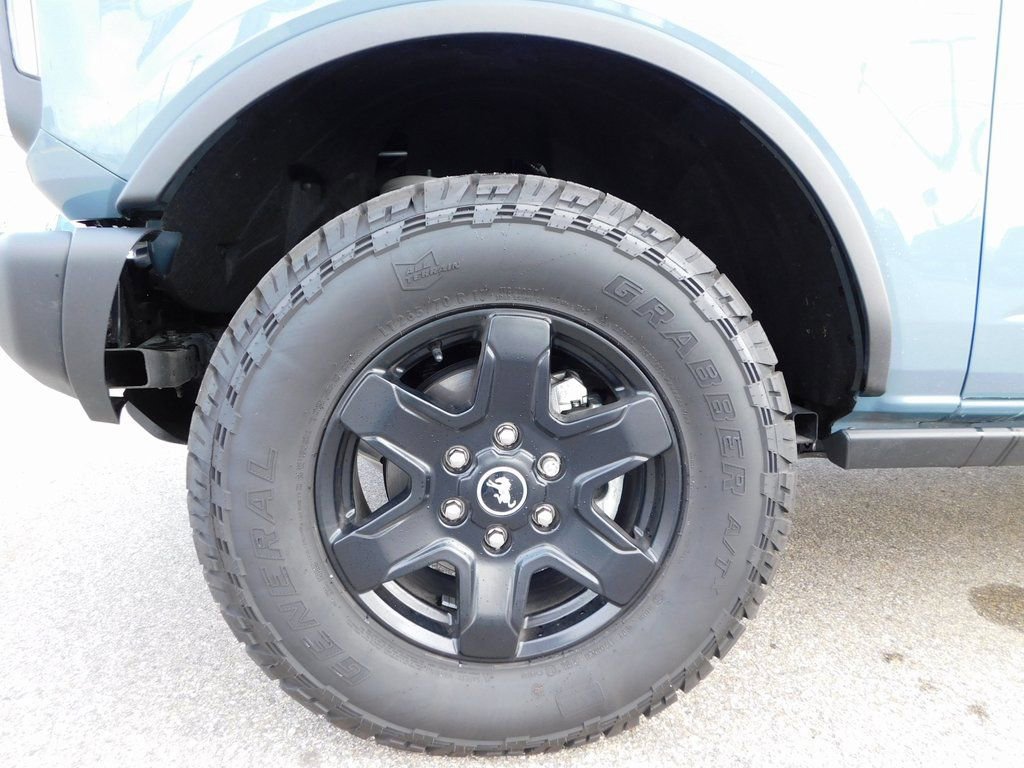New 2024 Ford Bronco Black Diamond image 10