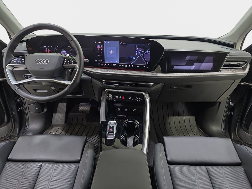 Certified 2025 Audi Q5 Prestige image 10
