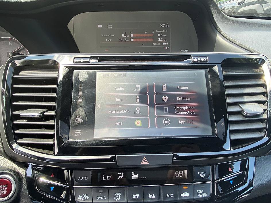 Used 2017 Honda Accord EX image 16
