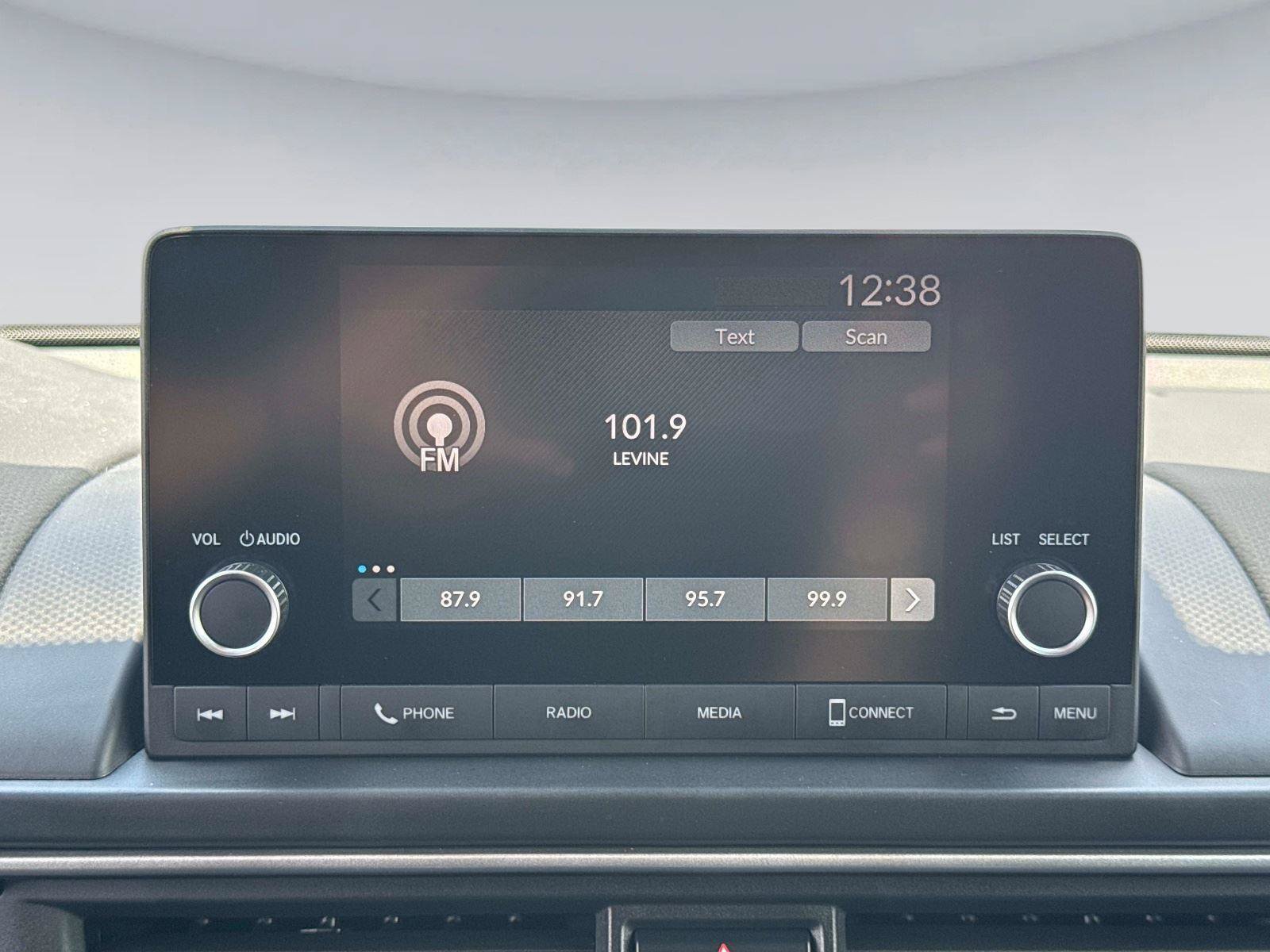Certified 2025 Honda Pilot Sport image 23