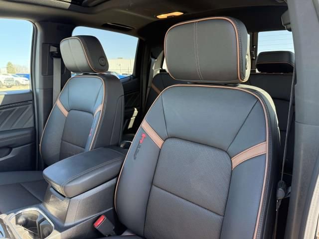 Used 2025 GMC Canyon AT4 w/ Technology Plus Package image 13