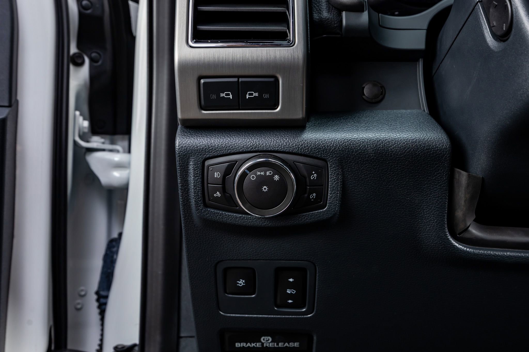 Used 2022 Ford F350 Platinum image 21