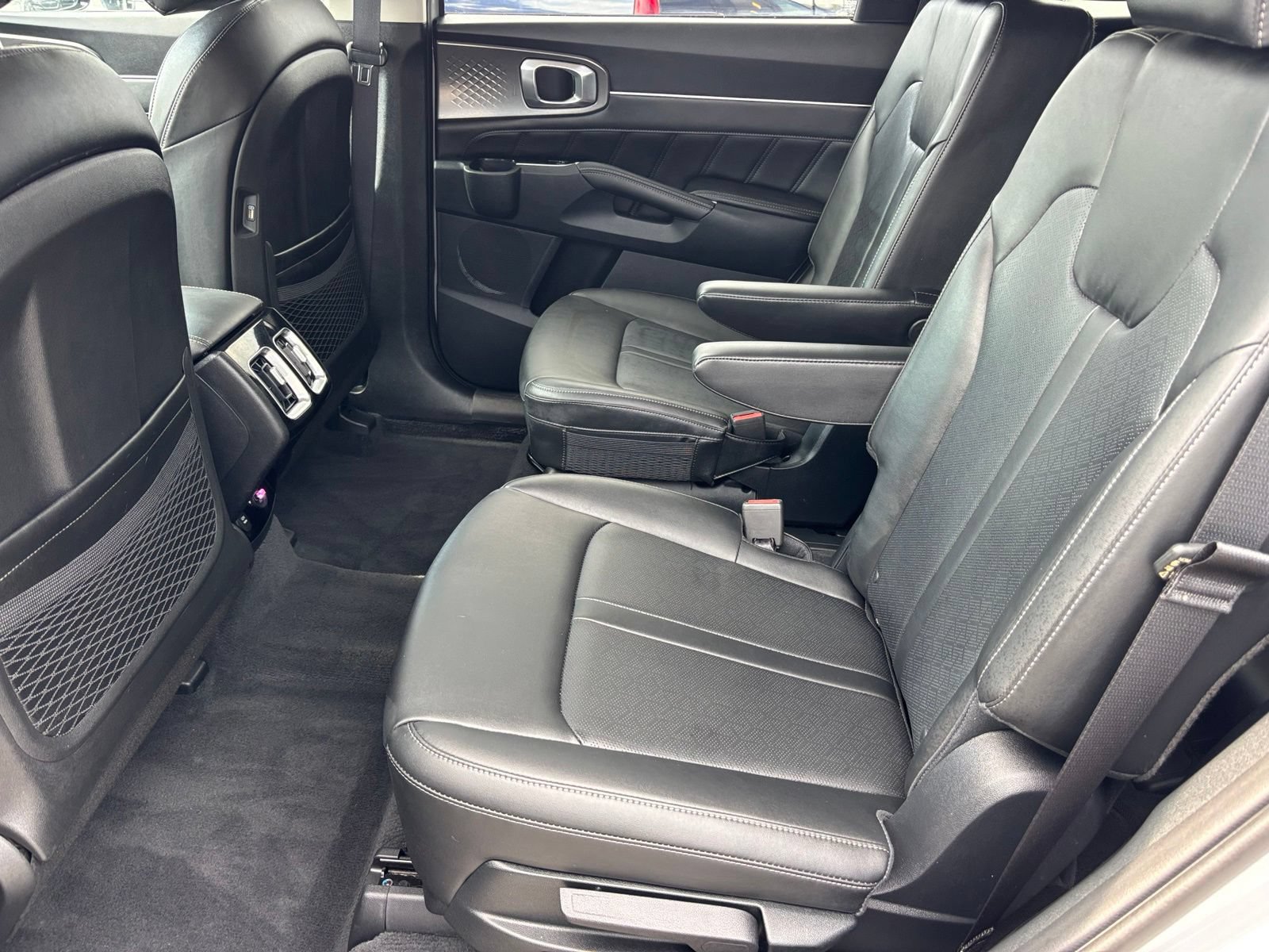 Used 2022 Kia Sorento SX FWD image 15