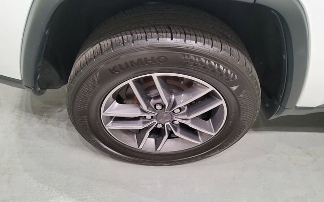 Used 2019 Jeep Grand Cherokee Limited RWD image 38