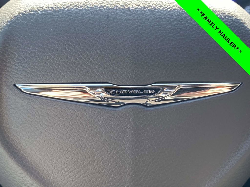 New 2026 Chrysler Pacifica Select image 29