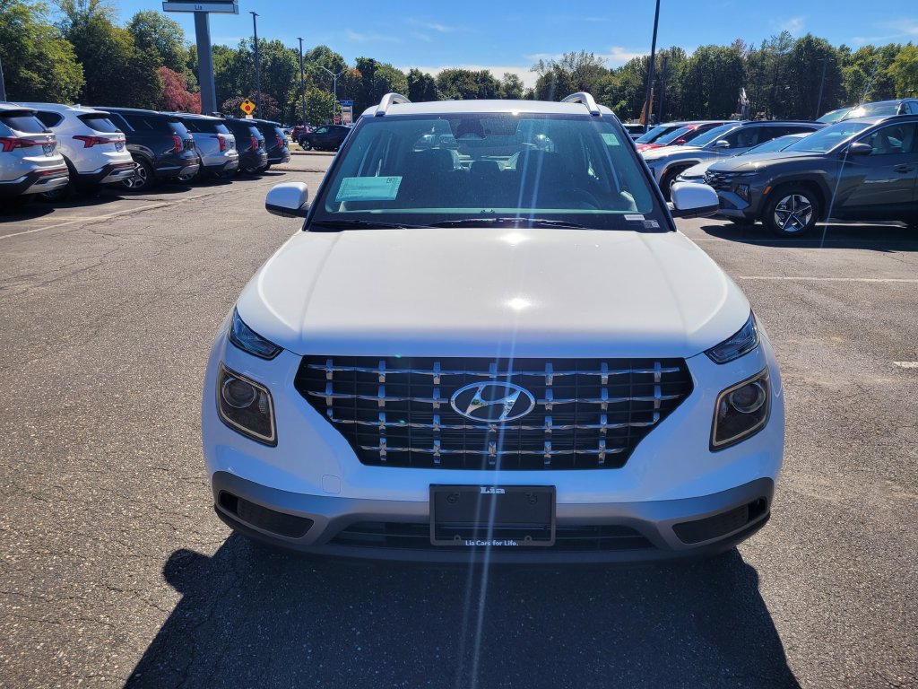 New 2026 Hyundai Venue SEL FWD image 9